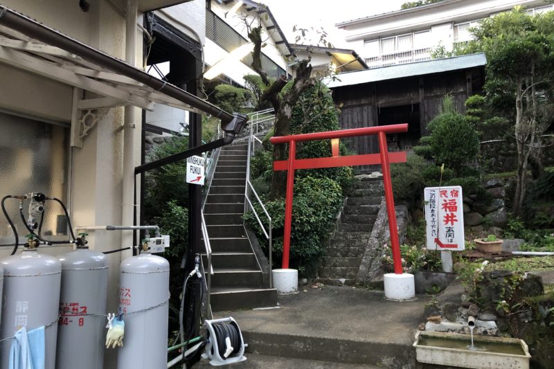 修善寺温泉の民宿福井への階段