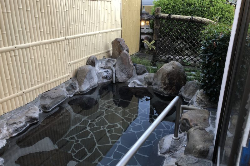 修善寺温泉の民宿福井の外風呂