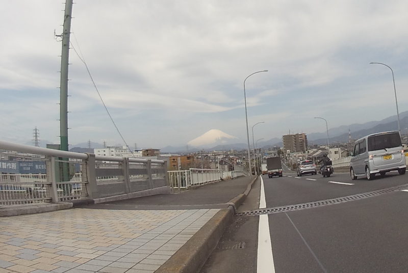 相模川からの富士山