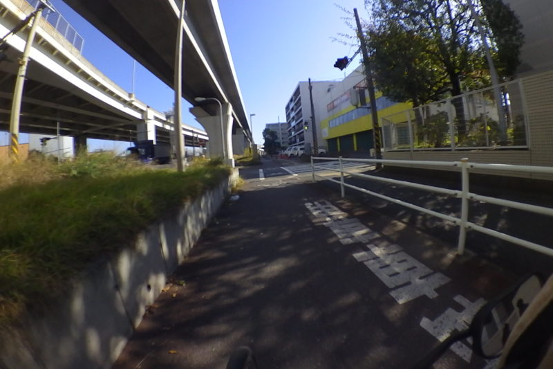 金沢区産業道路の自転車専用道