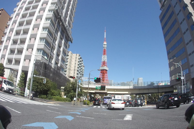 国道１号線からみる東京タワー