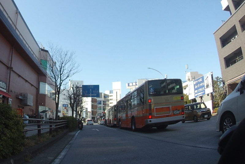 戸塚駅近くの交差点