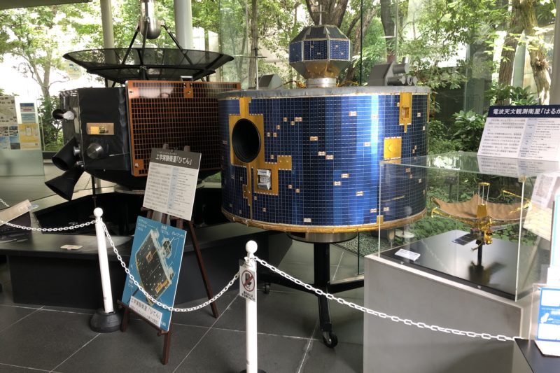 相模原市立博物館内の人工衛星展示物