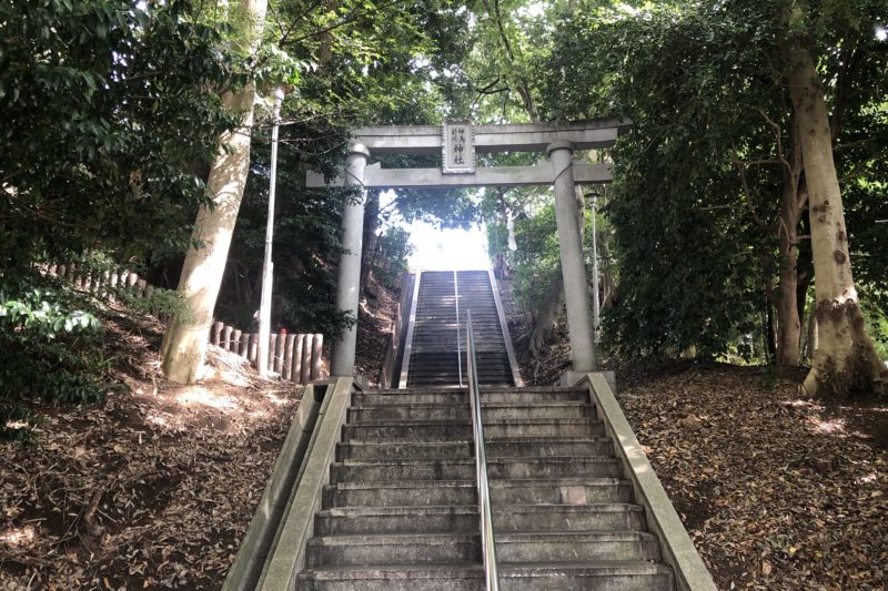 神鳥前川神社