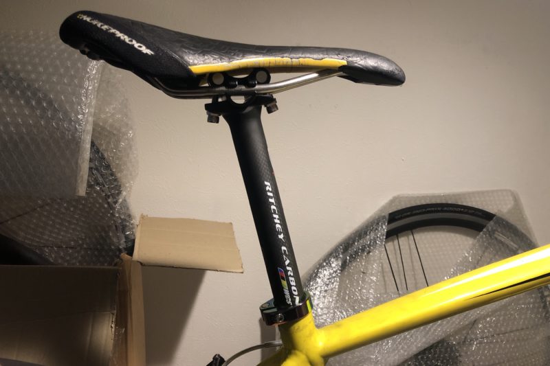 新しいシートポストを装着したところ