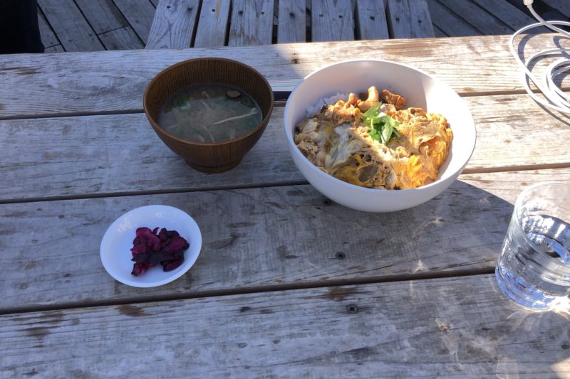 cafe WILD CHICKENの炙り軍鶏親子丼