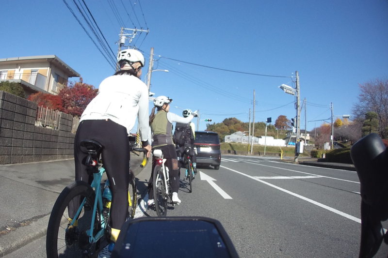 サイクリング中に伊勢原市総合運動公園前を通りかかったところ