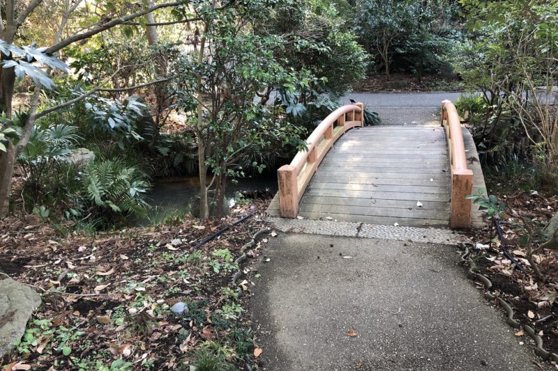 久良岐能舞台の庭