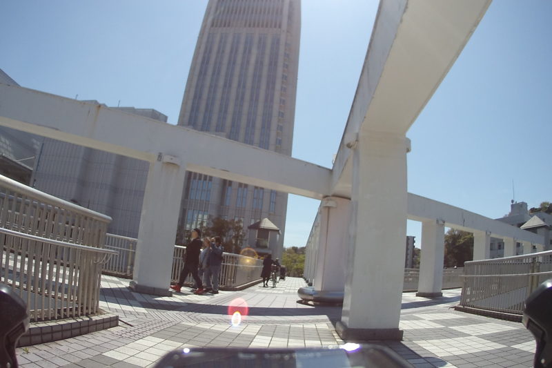 汐入駅前の歩道橋